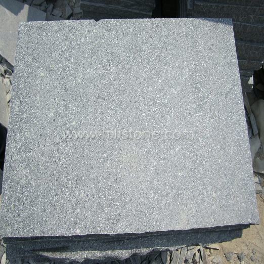 Green Porphyry Flamed Paving Stone - Natural edges